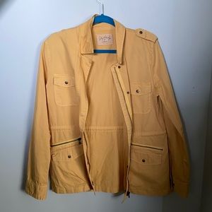 Yellow jacket